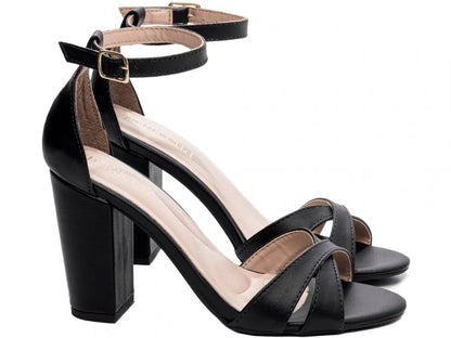 Sandália Feminina Napa Preta Salto Grosso 8,5 cm