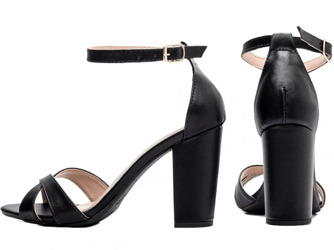 Sandália Feminina Napa Preta Salto Grosso 8,5 cm
