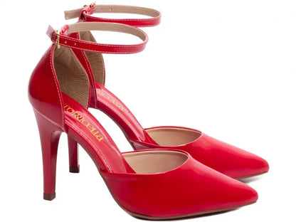 Sapato Scarpin Verniz Vermelho com Fivela Dourada Salto 10 cm