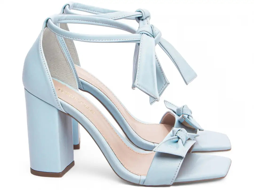 Sandália Feminina Azul em Napa com Salto Fino 8,5 cm
