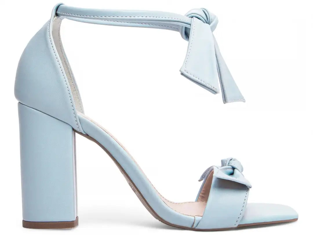 Sandália Feminina Azul em Napa com Salto Fino 8,5 cm
