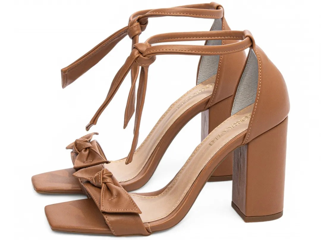 Sandália Feminina Napa Caramelo com Laço Nó Salto 8,5 cm