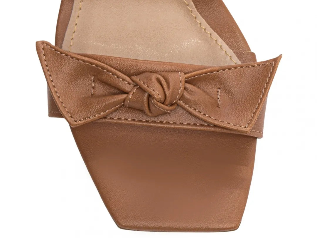 Sandália Feminina Napa Caramelo com Laço Nó Salto 8,5 cm