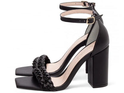 Sandália Feminina Napa Preto com Tiras Trançadas Salto 8,5 cm