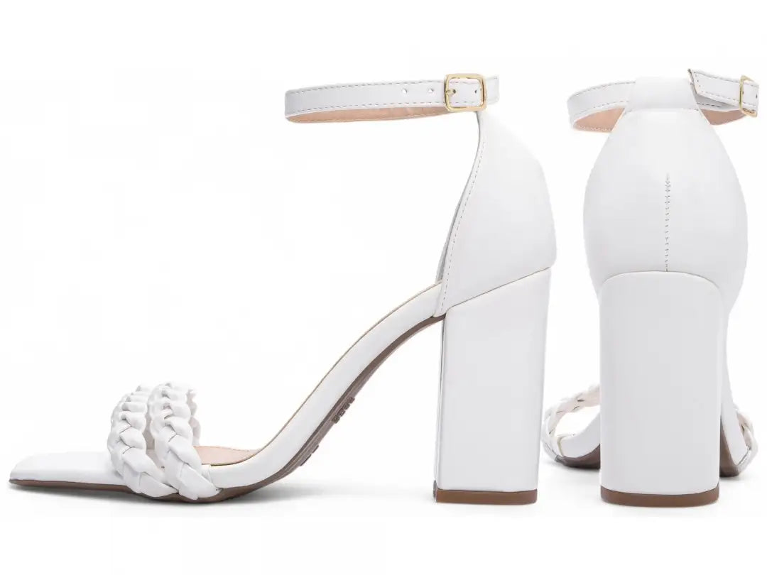 Sandália Feminina Napa Branco com Tiras Trançadas Salto 8,5 cm