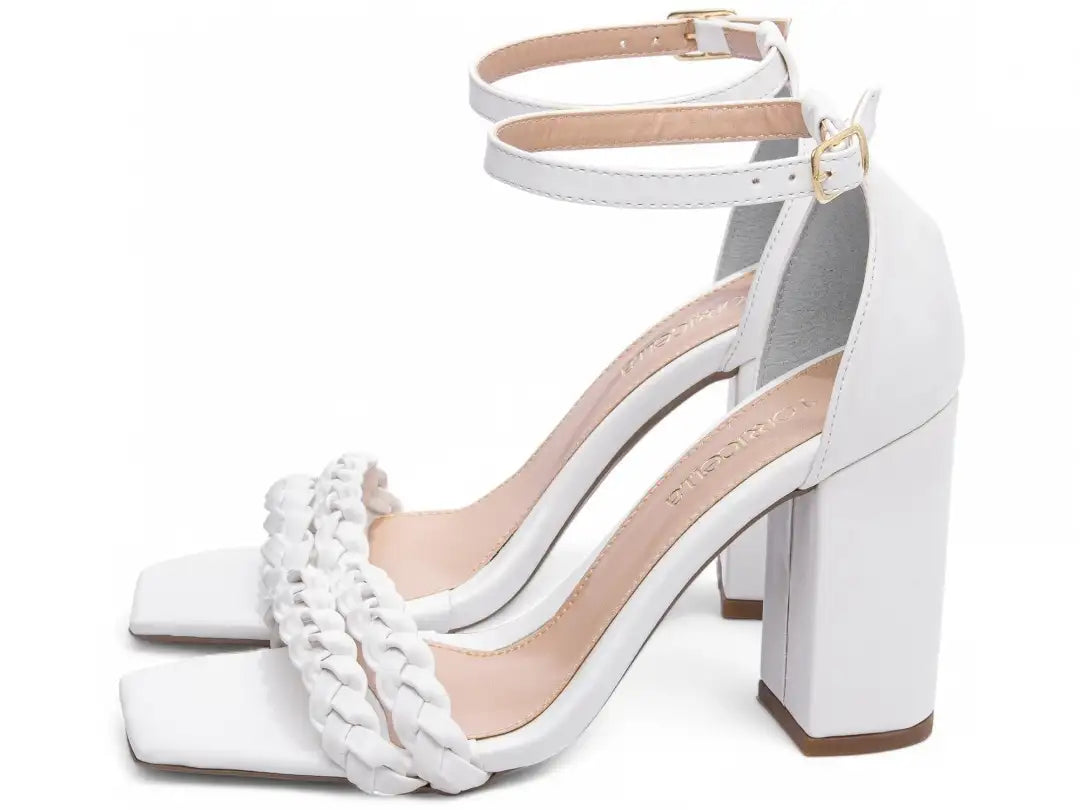 Sandália Feminina Napa Branco com Tiras Trançadas Salto 8,5 cm