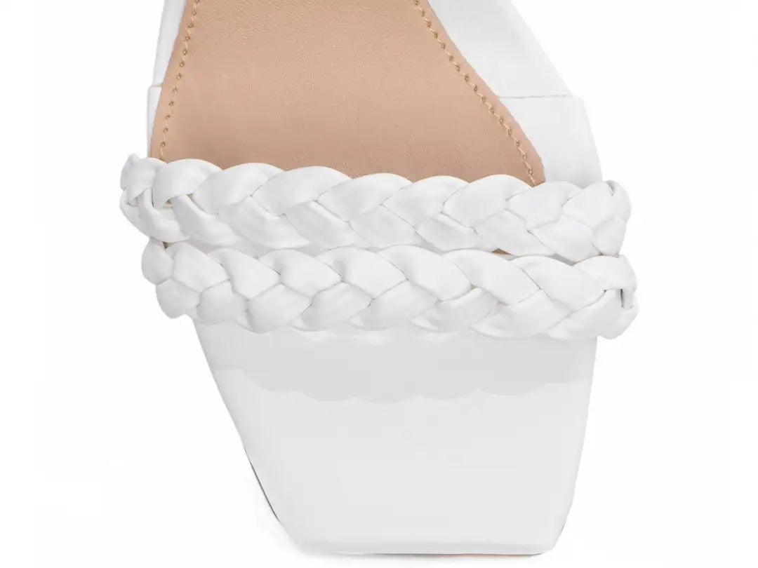 Sandália Feminina Napa Branco com Tiras Trançadas Salto 8,5 cm