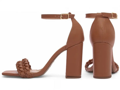 Sandália Feminina Napa Caramelo com Tiras Trançadas Salto 8,5 cm